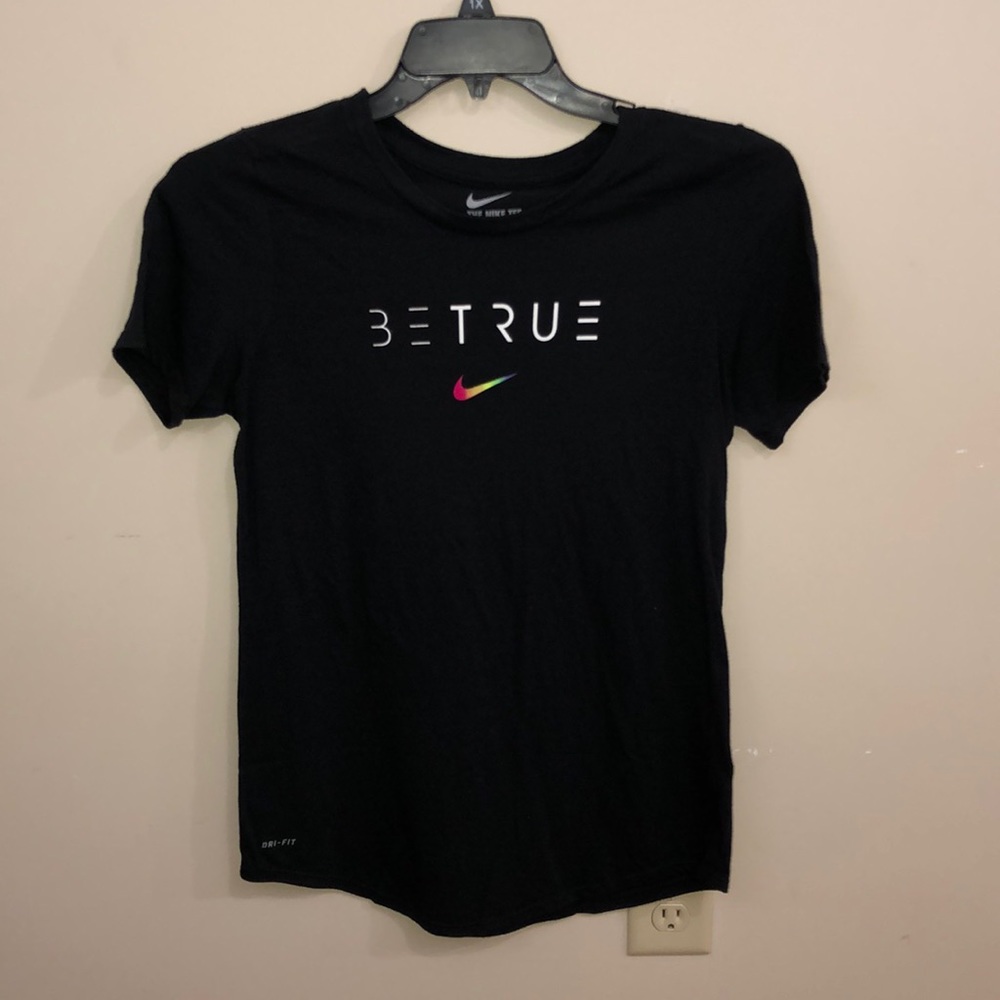 Nike T shirt